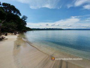 playa blanca parque nacional cahuita